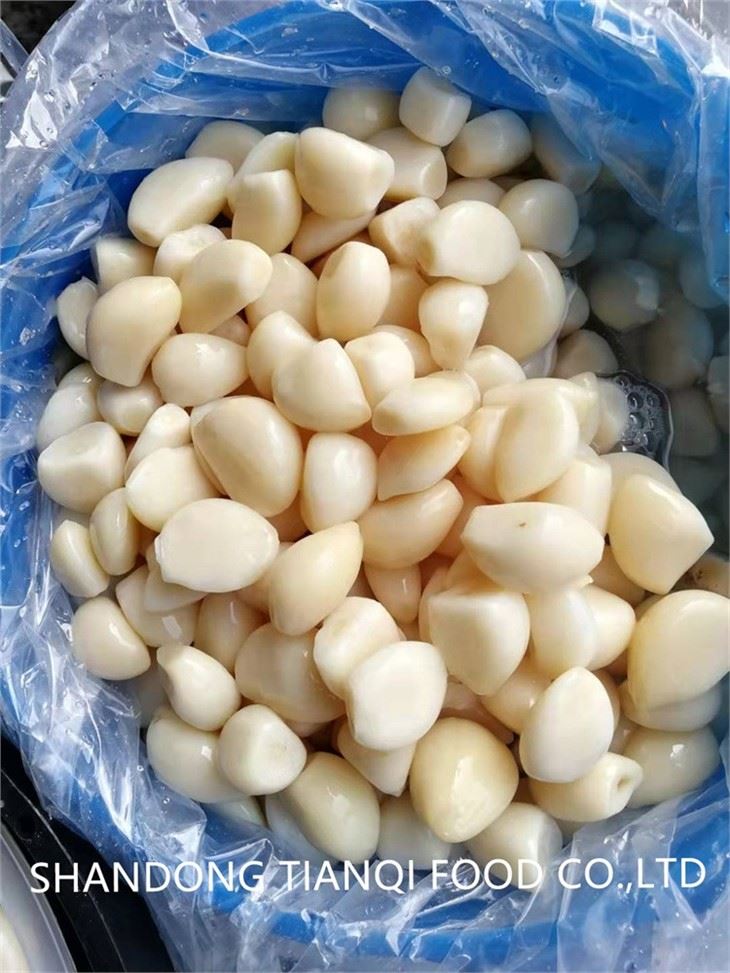 Salted Preserved Garlic In Brines
